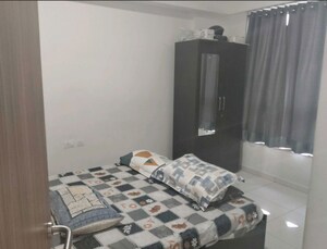 Bedroom in 3 BHK Apartment at Shapoorji Pallonji Vicinia, Powai – for Rent