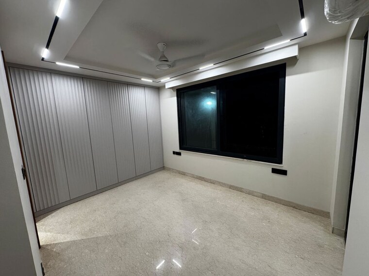 Room, greater kailash i 4 Bedroom 5500 Sq.Ft. Builder Floor In Greater Kailash I Delhi 10418580