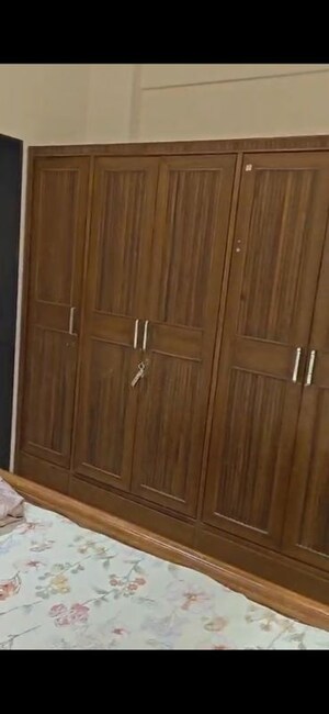 Furnished Amenities in 2 BHK Apartment at Chetan Apartment Ghatkoper, Ghatkopar East – for Rent