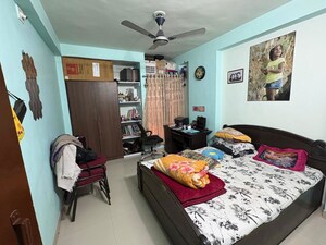 Team Area in 2 BHK Apartment at Thaltej – for Rent
