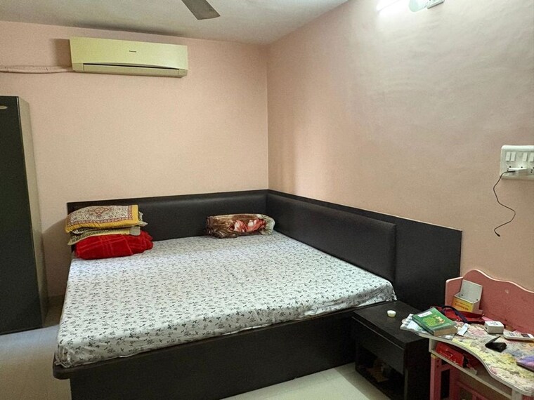Bedroom, thaltej 2 Bedroom 1200 Sq.Ft. Apartment In Thaltej Ahmedabad 10418596