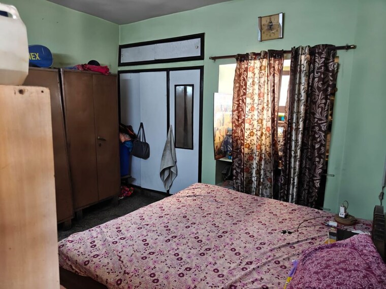 Bedroom, patparganj 3.5 Bedroom 1500 Sq.Ft. Apartment In Patparganj Delhi 10397553