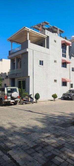 Parking in 3 BHK Independent House at Amrit Pebble Bay Ph II, Baghmugalia – for Sale