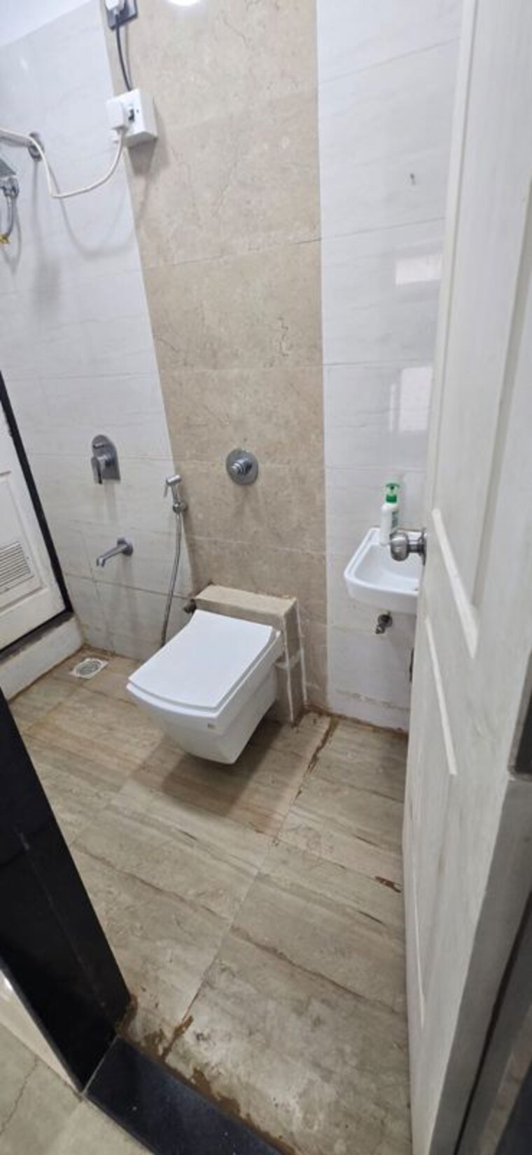 Bathroom, haware-tilak-nagar 1 Bedroom 435 Sq.Ft. Apartment In Tilak Nagar Mumbai 10418626