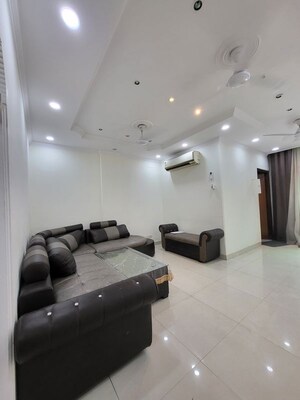 Team Area in 2 BHK Builder Floor at Malviya Nagar – for Rent