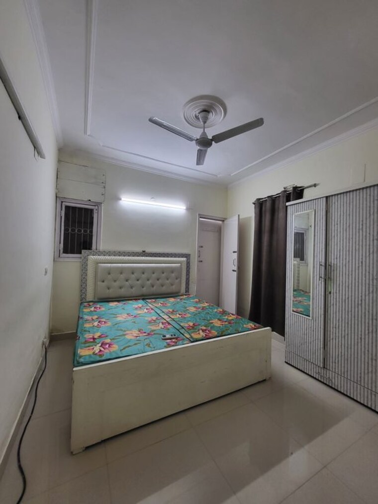 Bedroom, malviya nagar 2 Bedroom 100 Sq.Yd. Builder Floor In Malviya Nagar Delhi 10418636
