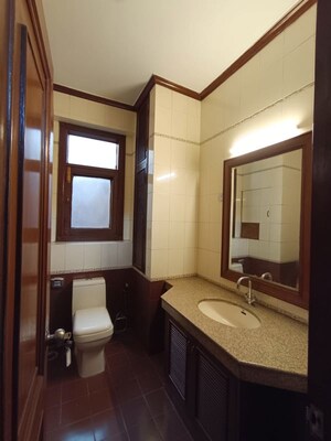 Kitchen in 6+ BHK Villa at Dlf Phase I – for Rent