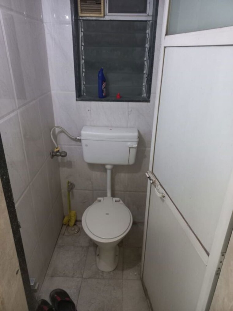 Bathroom, sandesh nagar 1 Bedroom 250 Sq.Ft. Apartment In Sandesh Nagar Mumbai 10418644
