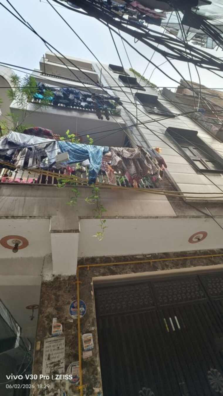 Exterior View, shakarpur 2 Bedroom 50 Sq.Yd. Builder Floor In Shakarpur Delhi 10418649