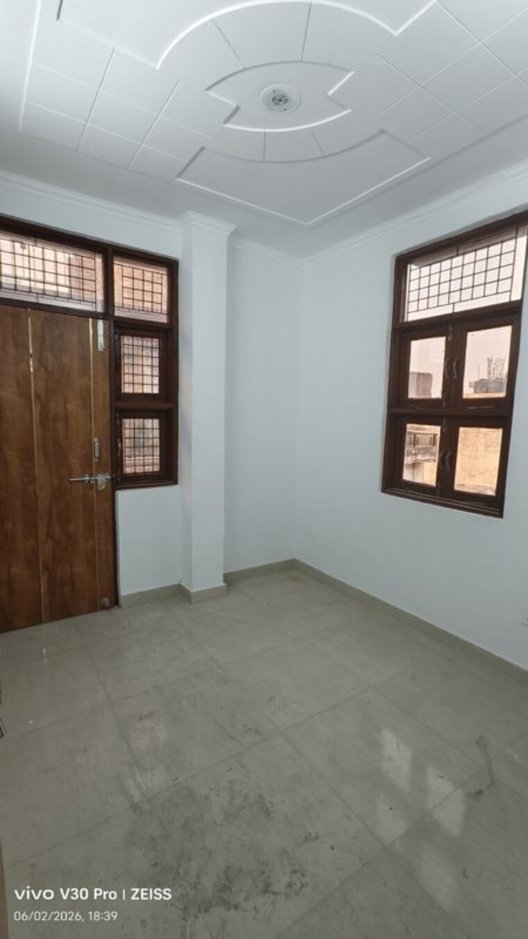 Bedroom, shakarpur 2 Bedroom 50 Sq.Yd. Builder Floor In Shakarpur Delhi 10418649