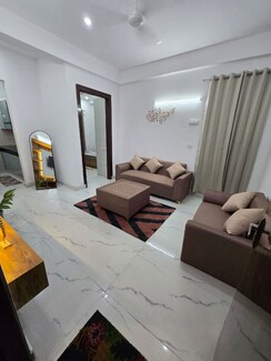 2 BHK Builder Floor For Rent in Sector 51