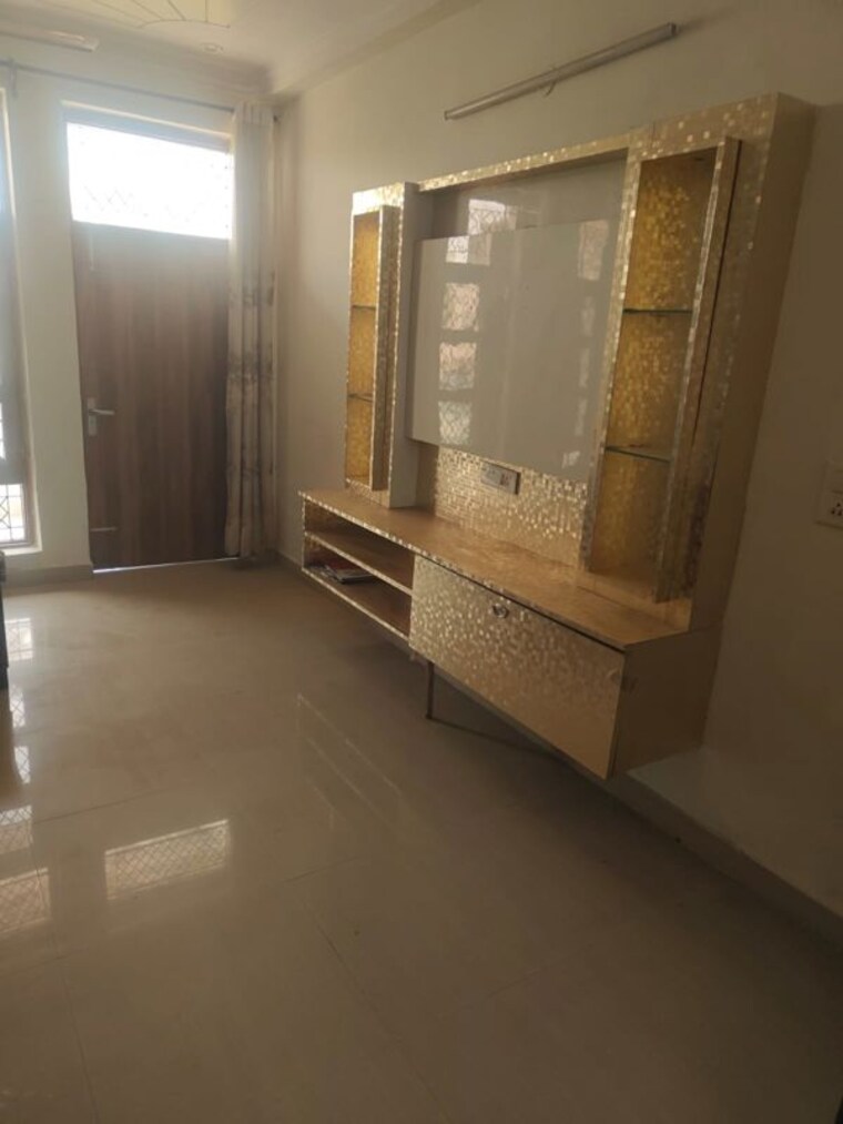 Bedroom, spring field colony 3 Bedroom 1200 Sq.Ft. Builder Floor In Spring Field Colony Faridabad 10418675
