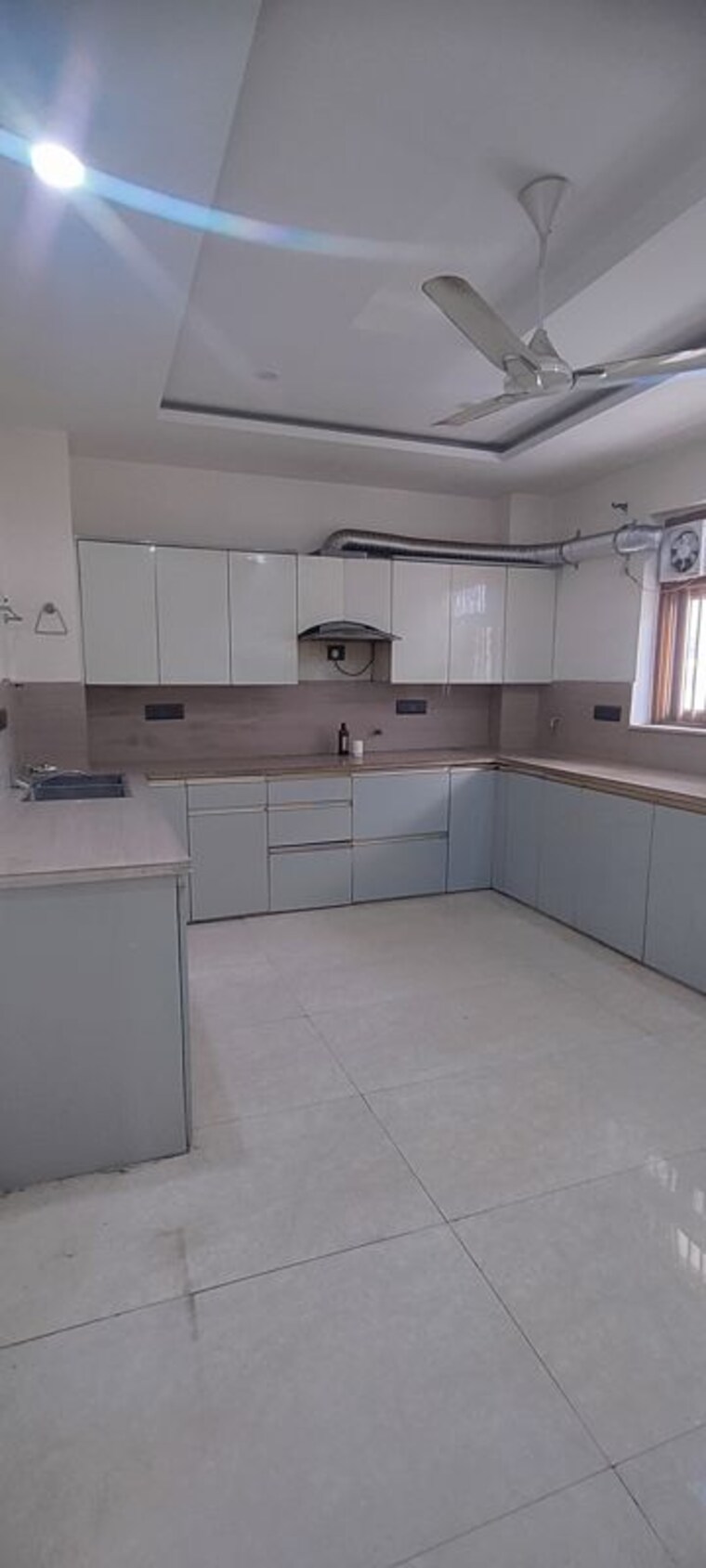 Kitchen, sector 85 3 Bedroom 260 Sq.Yd. Builder Floor In Sector 85 Faridabad 10418687
