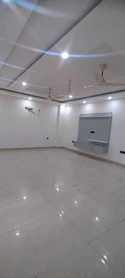 3 BHK + Pooja Room Builder Floor For Rent in Sector 85