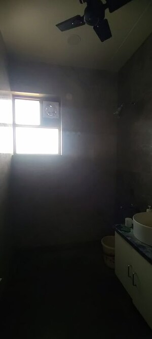 Furnished Amenities in 4 BHK Builder Floor at Sector 37 – for Rent
