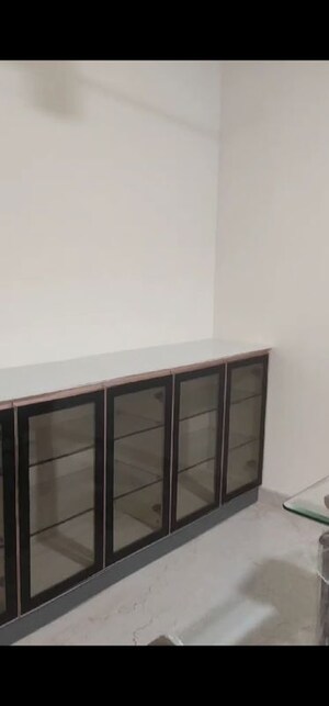 Room in 2 BHK Apartment at K Raheja Ascencio, Chandivali – for Rent