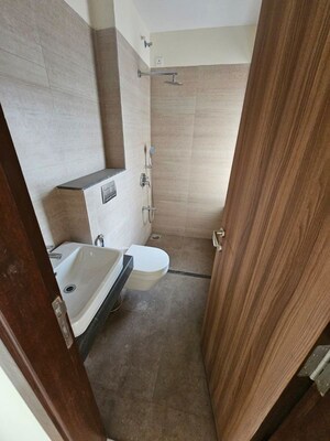 Bathroom in 3.5 BHK Apartment at K Raheja Ascencio, Chandivali – for Rent