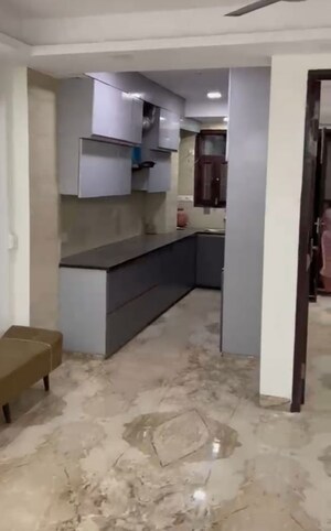Kitchen in 3.5 BHK Builder Floor at Dlf Phase ii – for Rent