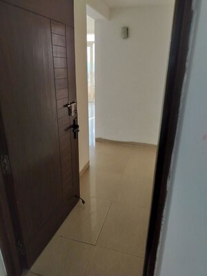 Bathroom in 3 BHK Apartment at Jaypee Greens Pavilion Court, Sector 128 – for Rent