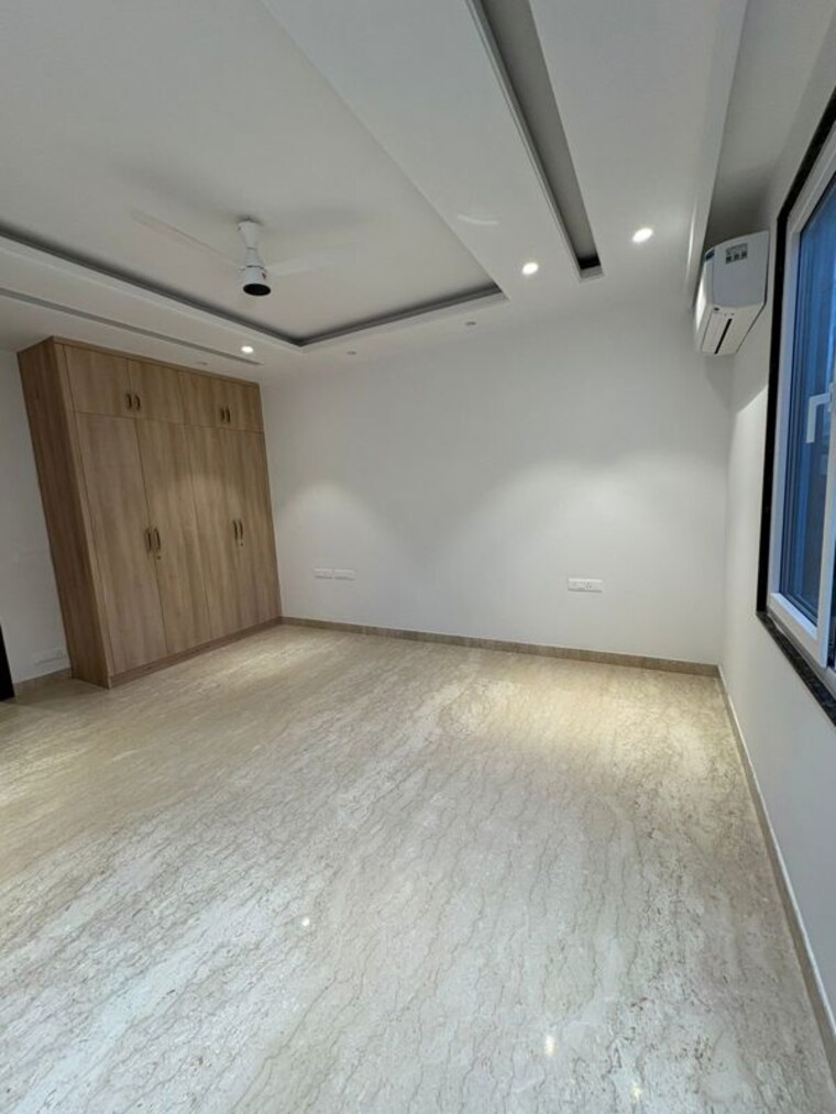 Room, saket 4 Bedroom 2700 Sq.Ft. Builder Floor In Saket Delhi 10418755
