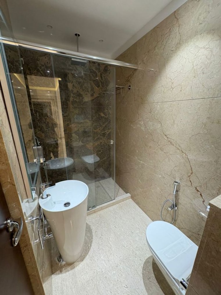 Bathroom, saket 4 Bedroom 2700 Sq.Ft. Builder Floor In Saket Delhi 10418755