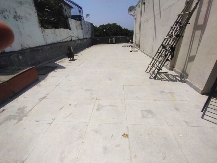 Balcony, greater kailash ii 3 Bedroom 2500 Sq.Ft. Builder Floor In Greater Kailash ii Delhi 10418760