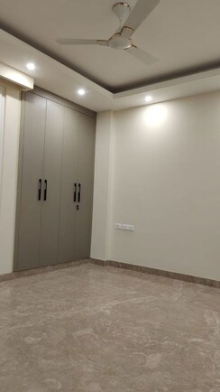 3 BHK + Servant Room Builder Floor For Rent in East Of Kailash