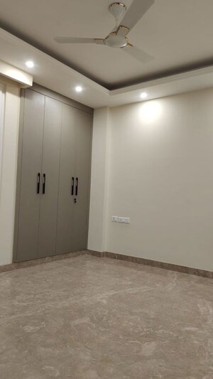 3 BHK Builder Floor For Rent in East Of Kailash