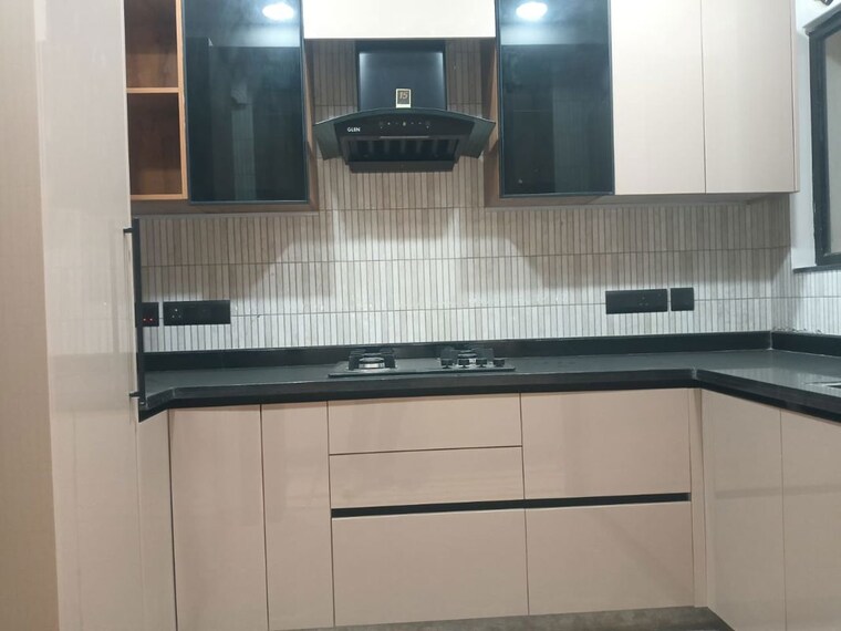 Kitchen, east of kailash 3 Bedroom 1450 Sq.Ft. Builder Floor In East Of Kailash Delhi 10418765