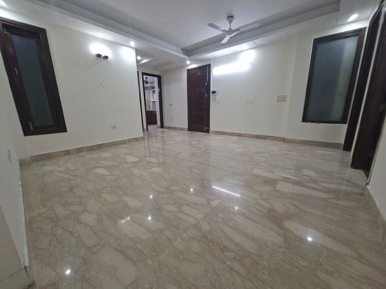 Room, kailash colony 3 Bedroom 1500 Sq.Ft. Builder Floor In Kailash Colony Delhi 10418766