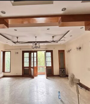 Bedroom in 4 BHK Independent House at Sector 62 – for Sale