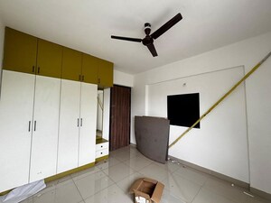 Team Area in 3 BHK Apartment at Vandana Alpyne, Hsr Layout – for Rent