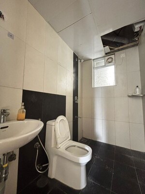 Team Area in 3 BHK Apartment at Vandana Alpyne, Hsr Layout – for Rent