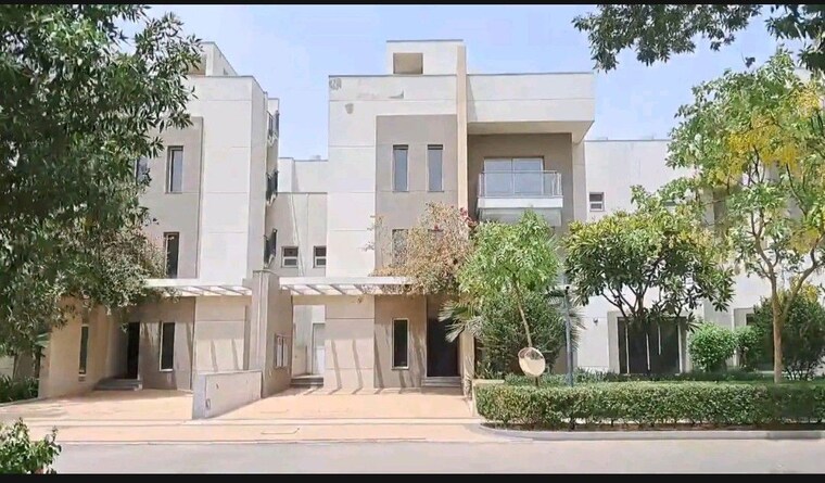 Exterior View, sobha-international-city-presidential-villa 5 Bedroom 750 Sq.Yd. Villa In Sector 109 Gurgaon 10418784