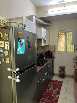 Furnished Amenities in 2.5 BHK Apartment at Mahagun Moderne, Sector 78 – for Rent