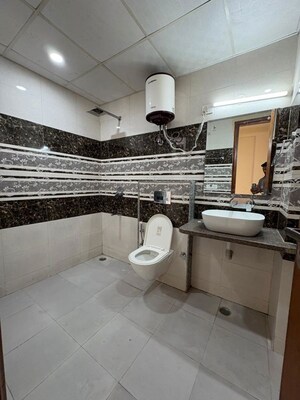 Team Area in 2 BHK Apartment at M3M Skywalk, Sector 74 – for Rent