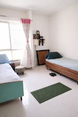 Team Area in 2 BHK Apartment at Aloha Towers, Baner – for Rent