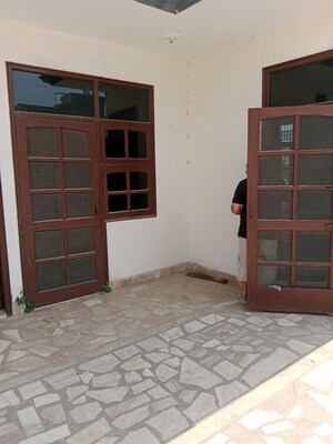 Room in 2 BHK Builder Floor at Model Town – for Rent