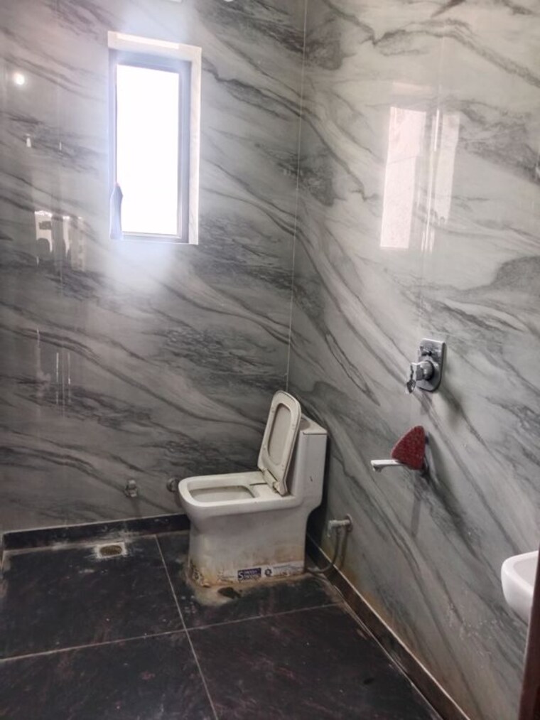 Bathroom, model town 2 Bedroom 837 Sq.Ft. Builder Floor In Model Town Panipat 10418849