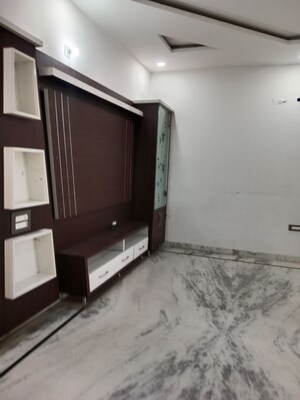 Room in  Builder Floor at Model Town – for Rent