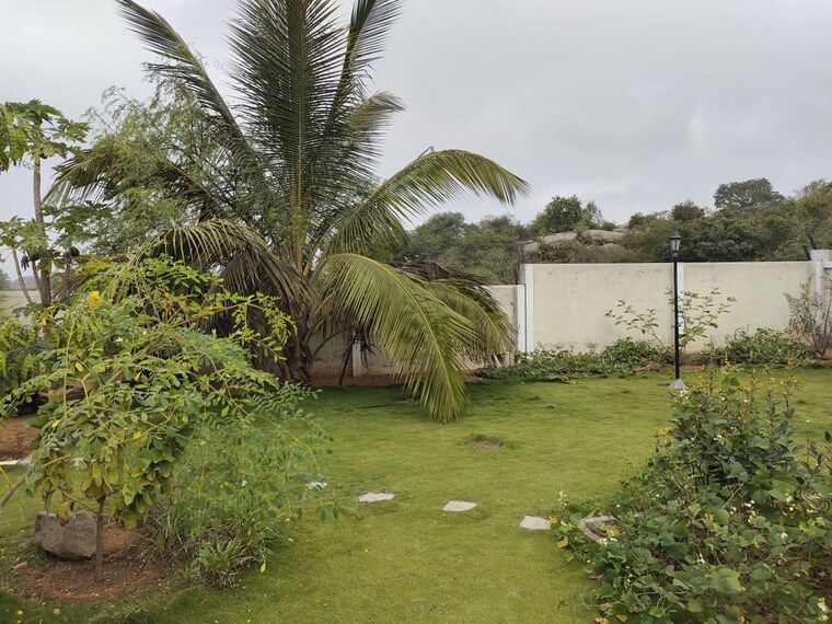 Garden, kamandoddi 3 Bedroom 1000 Sq.Ft. Villa In Kamandoddi Hosur 10418864
