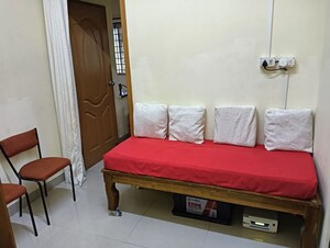 Living Room in 1 BHK Builder Floor at Miracle Apartments, Btm Layout – for Rent