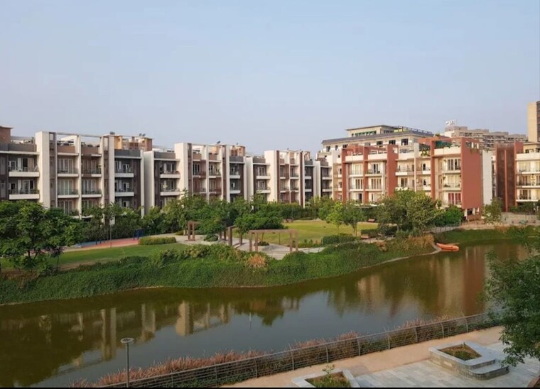 Swimming Pool, adani-samsara-ivana 3 Bedroom 300 Sq.Yd. Builder Floor In Sector 63 Gurgaon 10418903