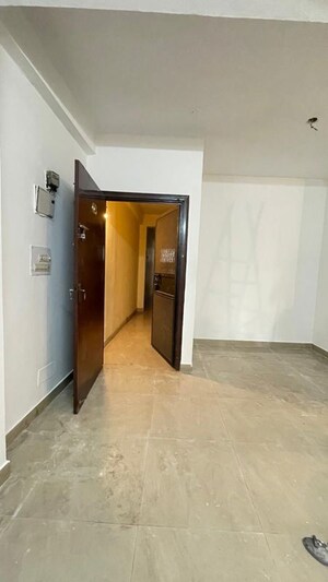 Room in 1 BHK Builder Floor at Saket – for Rent