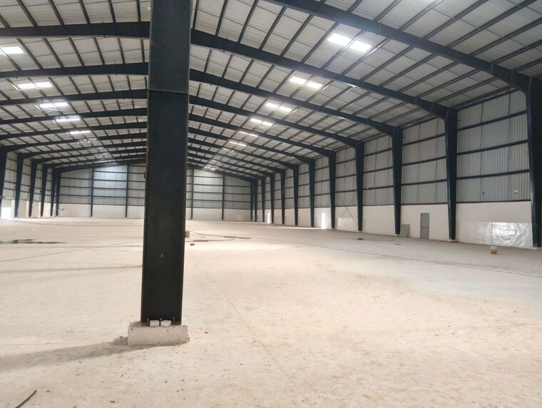 Room, devanahalli Commercial Warehouse 50500 Sq.Ft. In Devanahalli Bangalore 10418961