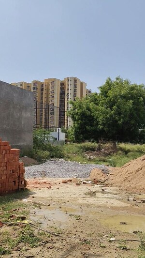 Plot For Sale in Vrindavan Yojna