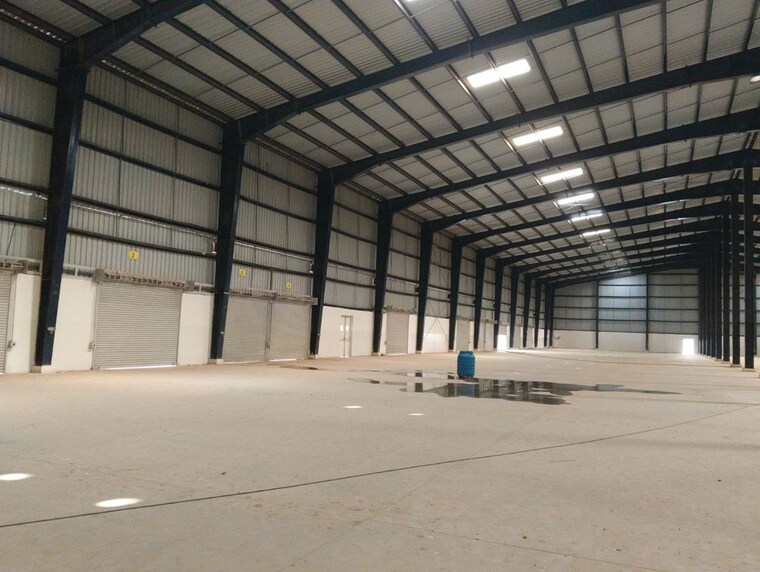 Room, devanahalli Commercial Warehouse 51000 Sq.Ft. In Devanahalli Bangalore 10418969