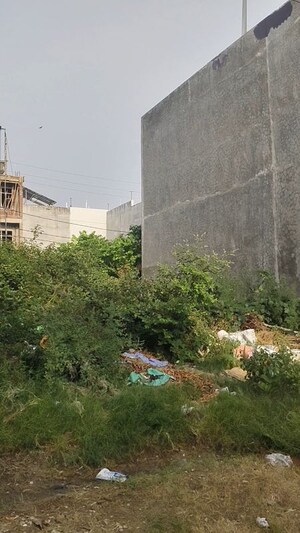  Plot For Sale in Vrindavan Yojna