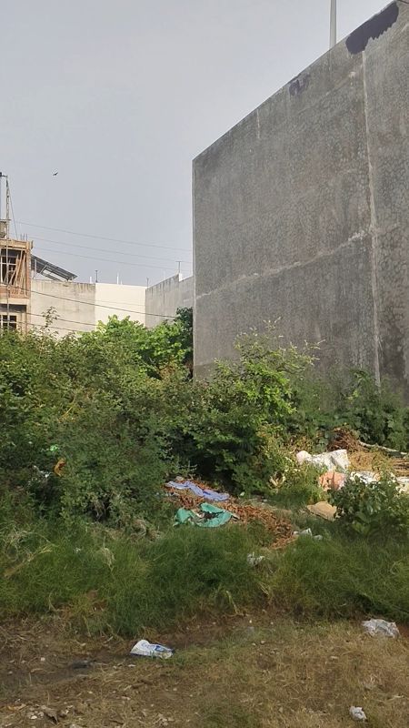 Plot For Sale in Vrindavan Yojna