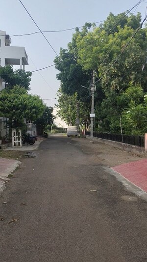  Plot – Garden View at Vrindavan Yojna - for Sale